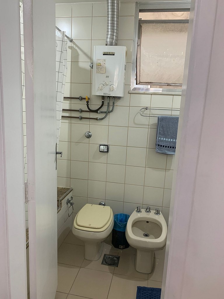 Copanema: 3 quartos c/ garagem em frente ao metrô.