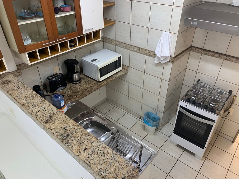 Copanema: 3 quartos c/ garagem em frente ao metrô.