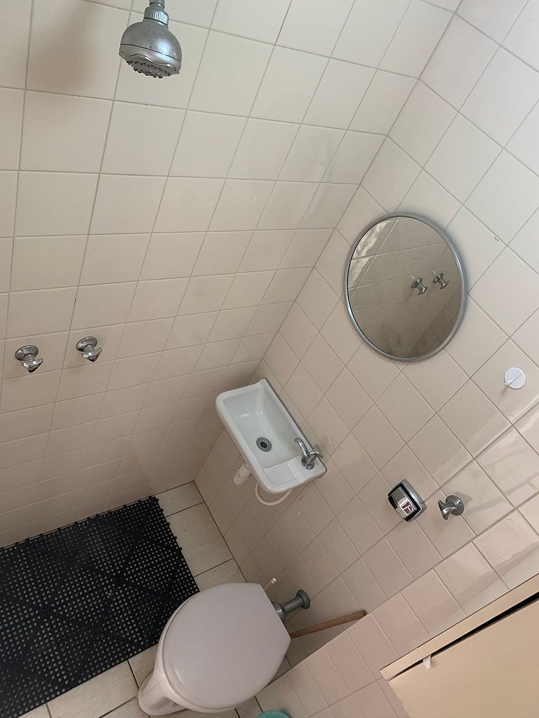 Copanema: 3 quartos c/ garagem em frente ao metrô.