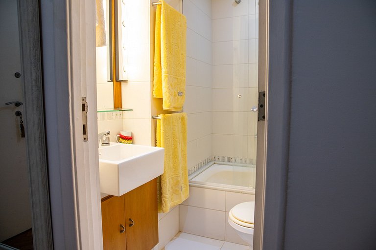 Quintal Ipanema: apto c/ pátio privado no Arpoador