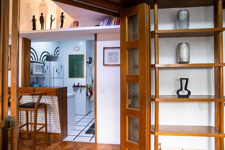 Quintal Ipanema: apto c/ pátio privado no Arpoador