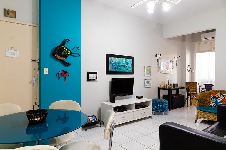 Leblon: praia, metrô na porta e vaga na garagem!