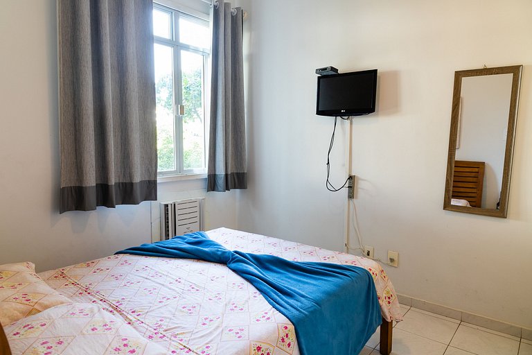 Leblon: praia, metrô na porta e vaga na garagem!