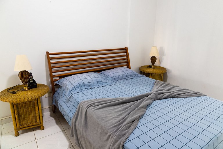 Leblon: praia, metrô na porta e vaga na garagem!