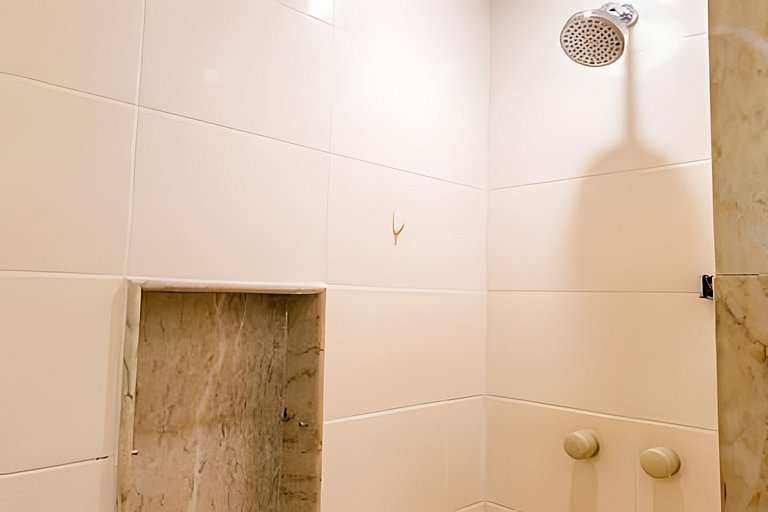 Leblon Elegance: 3 qts (1esc rev), varanda e 2 vgs