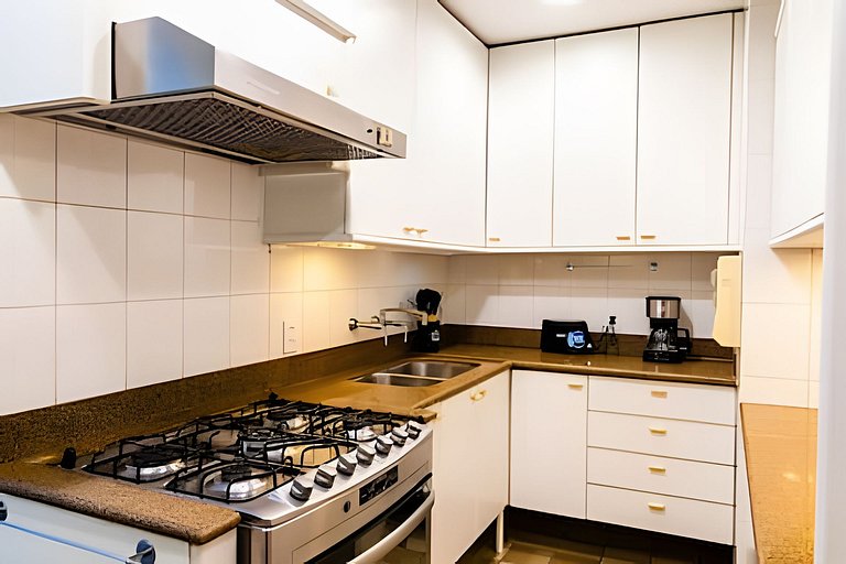 Leblon Elegance: 3 qts (1esc rev), varanda e 2 vgs