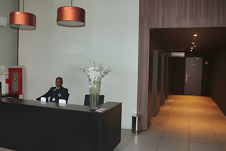 Lapa Mood: confortável quarto e sala com piscina!