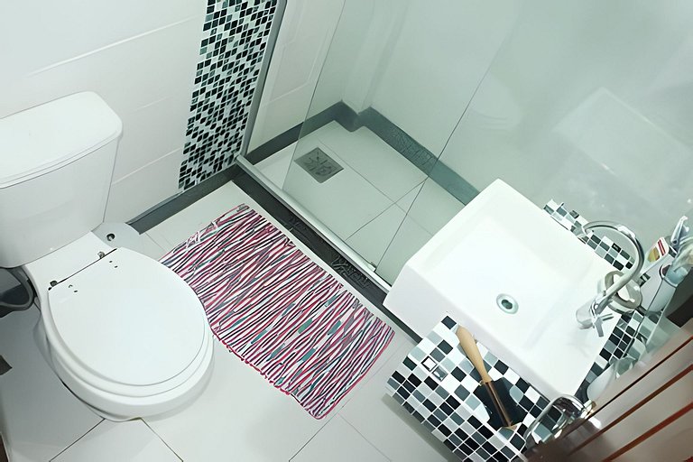 Búzios Bangaloo: c/ vaga a 5 min da Rua das Pedras