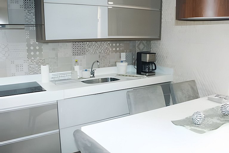 Icaraí Vibes: moderno, confortável 2qts c/ garagem