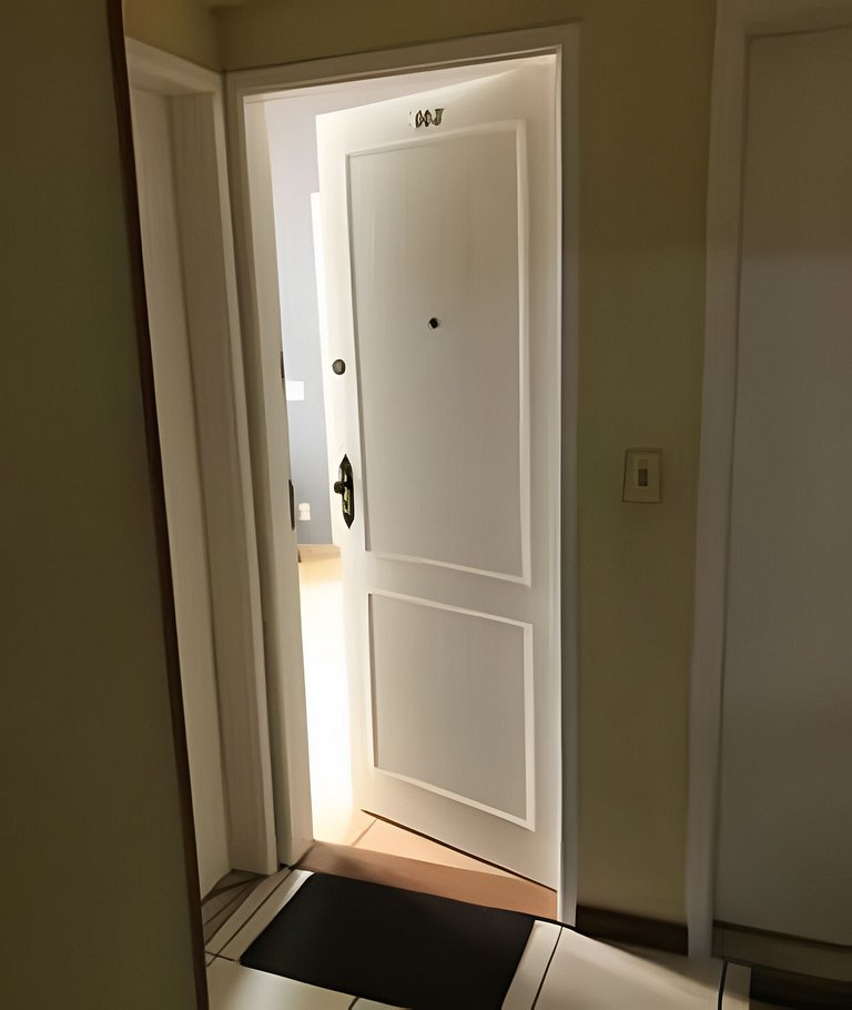 VilaTijuca: 2 quartos (1 suíte) c/ vaga na garagem