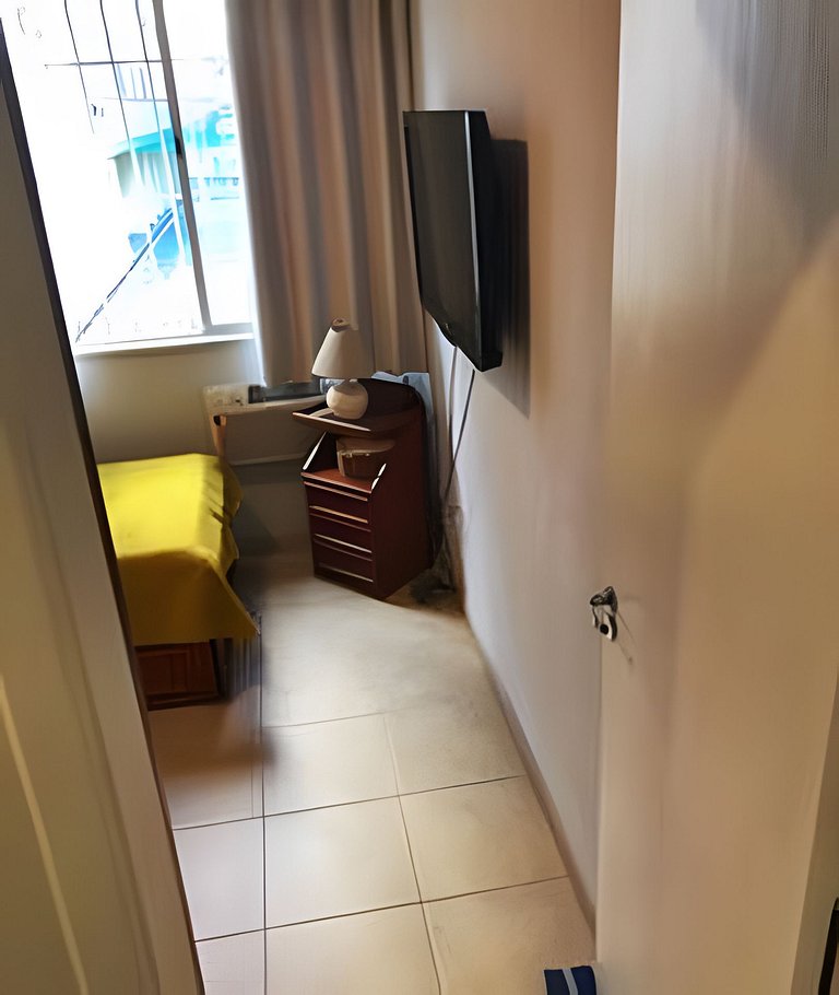 Vila Tijuca: 2 qts (1 suíte) c/ vaga na garagem