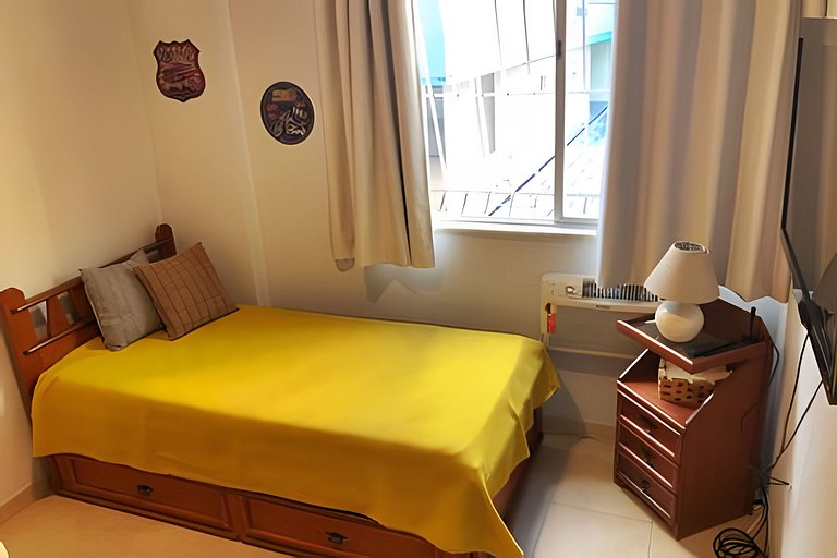 VilaTijuca: 2 quartos (1 suíte) c/ vaga na garagem