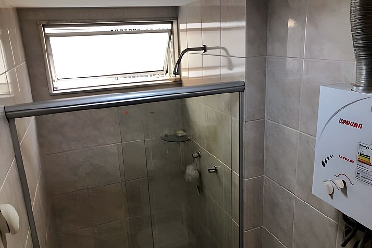 VilaTijuca: 2 quartos (1 suíte) c/ vaga na garagem