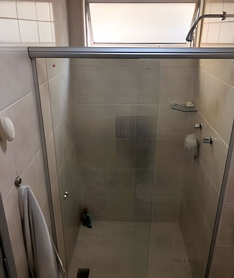 VilaTijuca: 2 quartos (1 suíte) c/ vaga na garagem