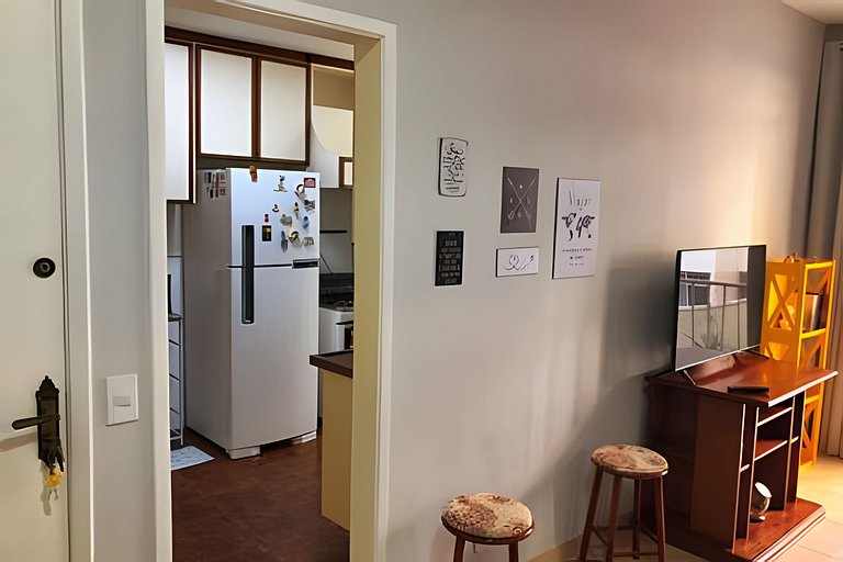 Vila Tijuca: 2 qts (1 suíte) c/ vaga na garagem