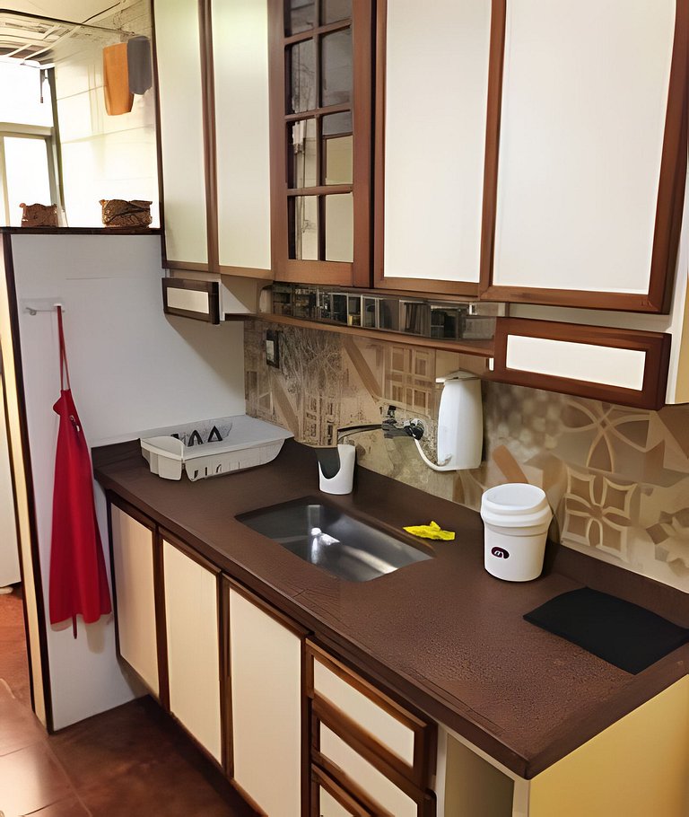 VilaTijuca: 2 quartos (1 suíte) c/ vaga na garagem