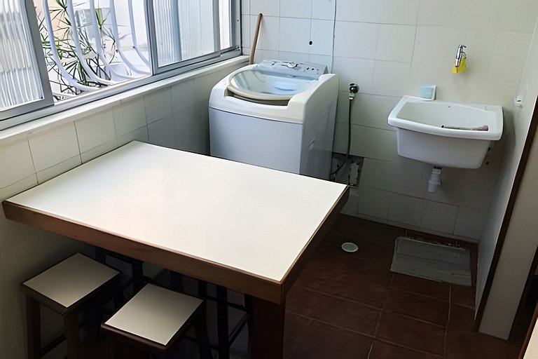 Vila Tijuca: 2 qts (1 suíte) c/ vaga na garagem