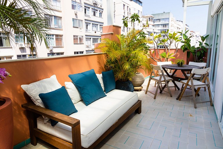 Copacabana Breeze Tropical Balcony
