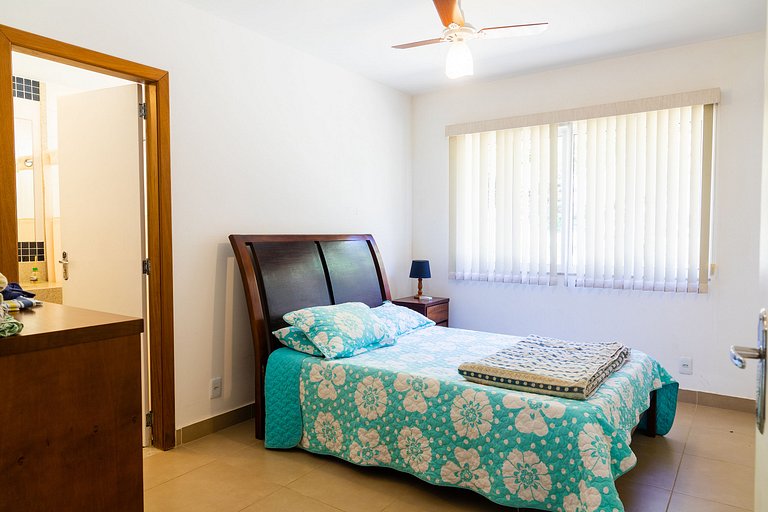 Refúgio Colonial: 4 suítes, piscina e área gourmet