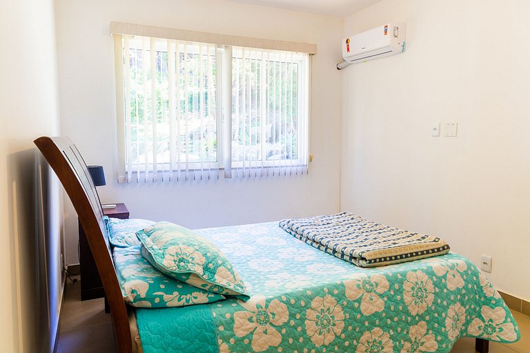 Refúgio Colonial: 4 suítes, piscina e área gourmet