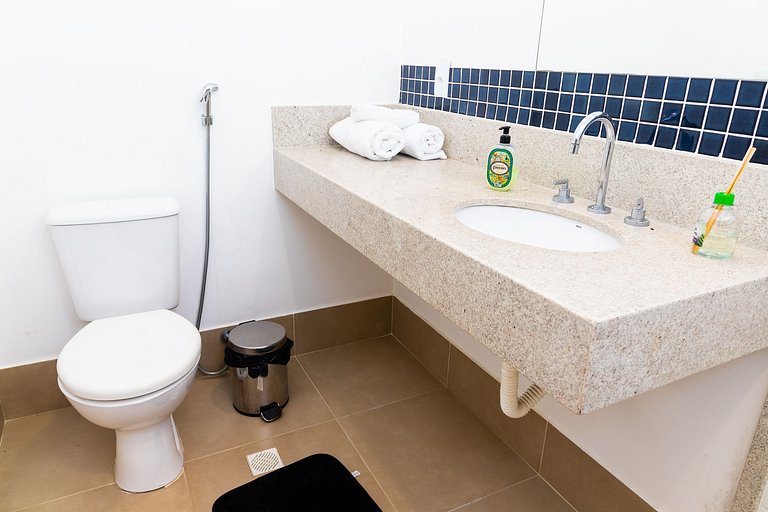 Refúgio Colonial: 4 suítes, piscina e área gourmet