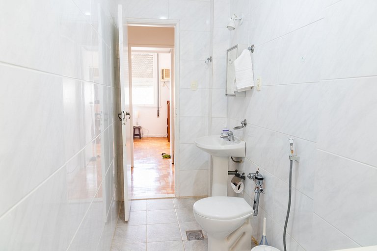 Ipanema Aesthetic: ao lado do metrô e praia!