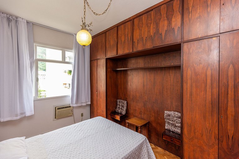 Santa Clara Copacabana Style: localização e espaço