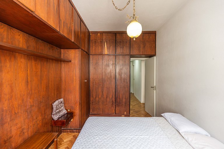 Santa Clara Copacabana Style: localização e espaço