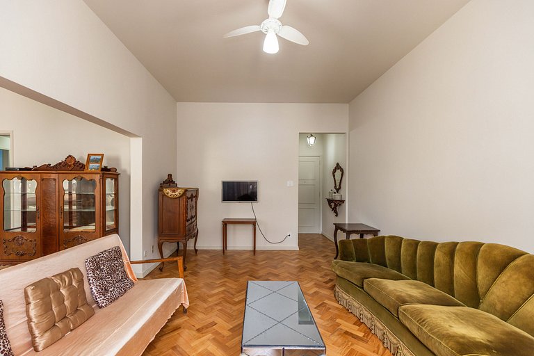 Santa Clara Copacabana Style: localização e espaço