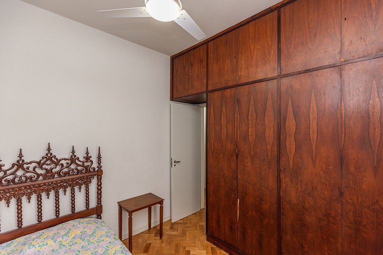 Santa Clara Copacabana Style: localização e espaço