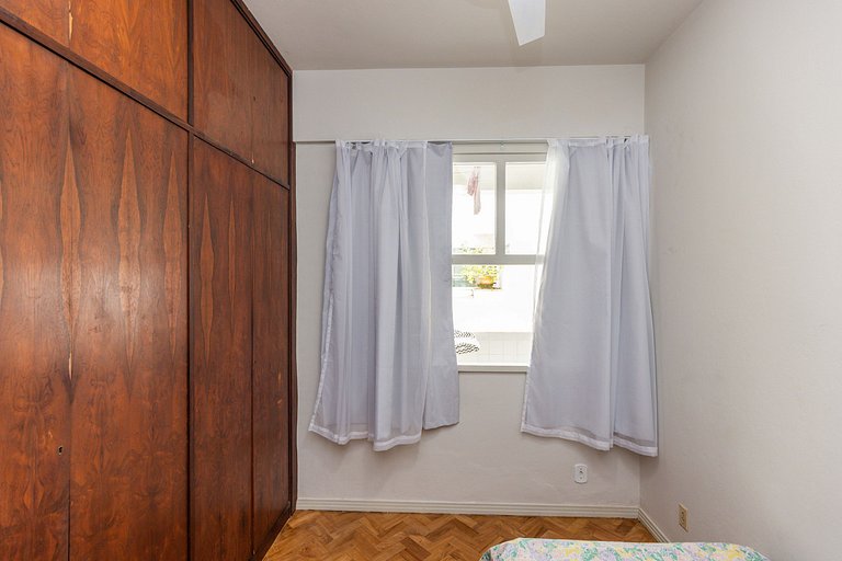 Santa Clara Copacabana Style: localização e espaço