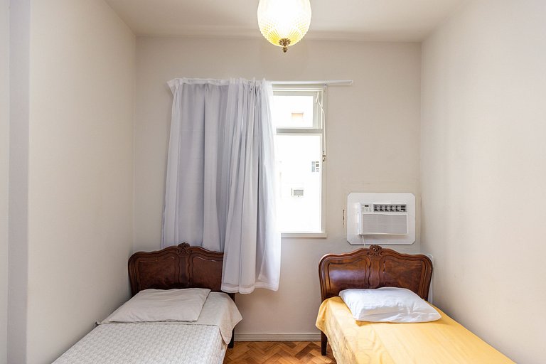 Santa Clara Copacabana Style: localização e espaço