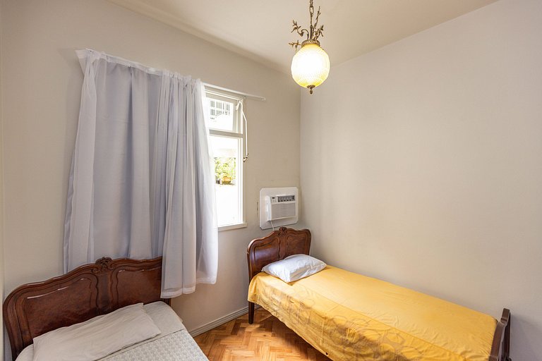 Santa Clara Copacabana Style: localização e espaço