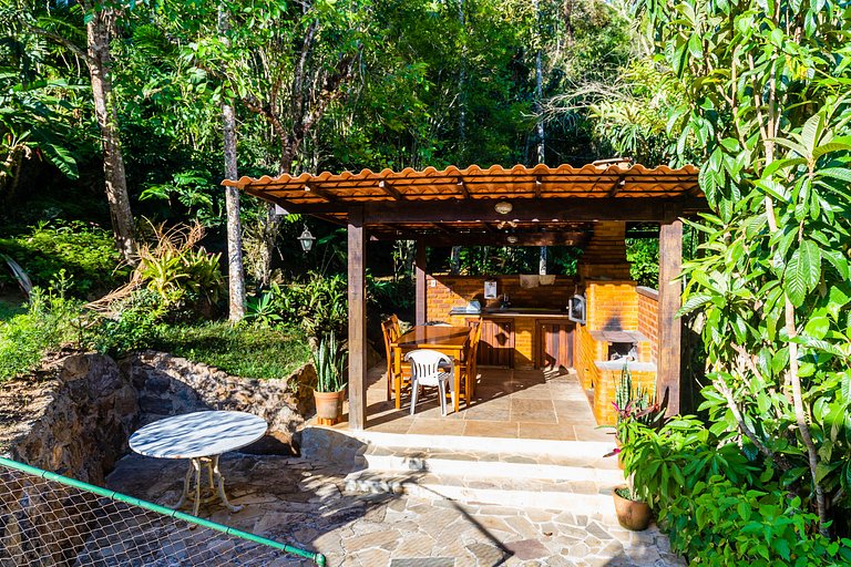 Refúgio em Araras: natureza, conforto e piscina!