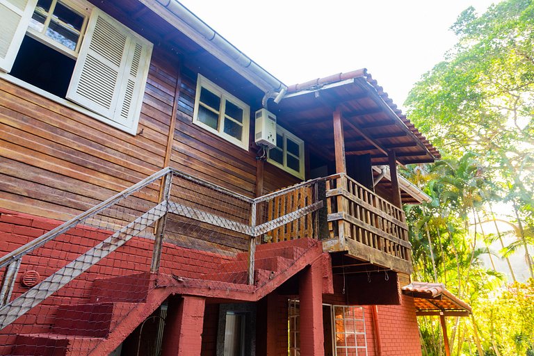 Refúgio em Araras: natureza, conforto e piscina!