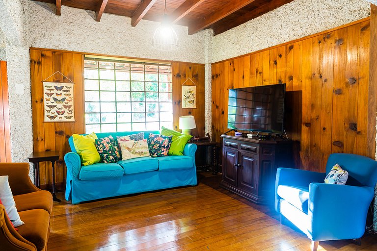 Refúgio em Araras: natureza, conforto e piscina!