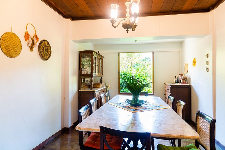 Refúgio em Araras: natureza, conforto e piscina!