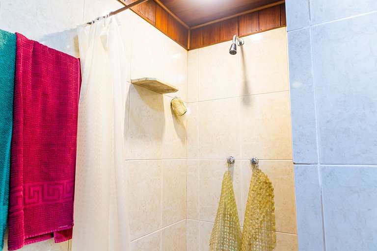 Refúgio em Araras: natureza, conforto e piscina!