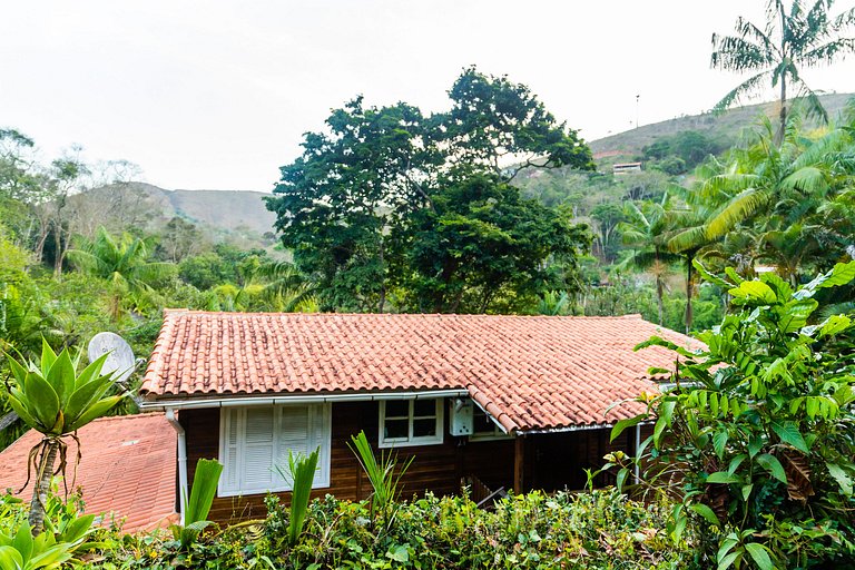 Refúgio em Araras: natureza, conforto e piscina!