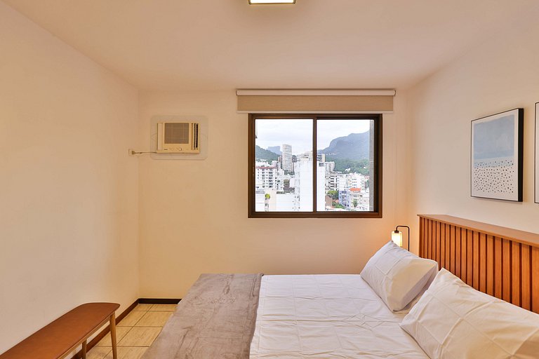 Leblon Breeze: praia, piscina, garagem e metrô!