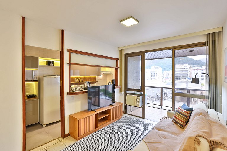 Leblon Breeze: praia, piscina, garagem e metrô!