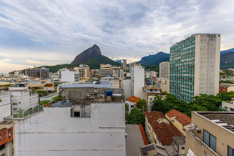 Leblon Breeze: praia, piscina, garagem e metrô!