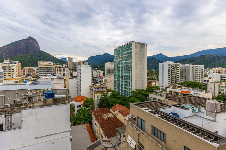 Leblon Breeze: praia, piscina, garagem e metrô!