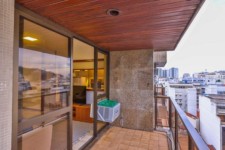 Leblon Breeze: praia, piscina, garagem e metrô!