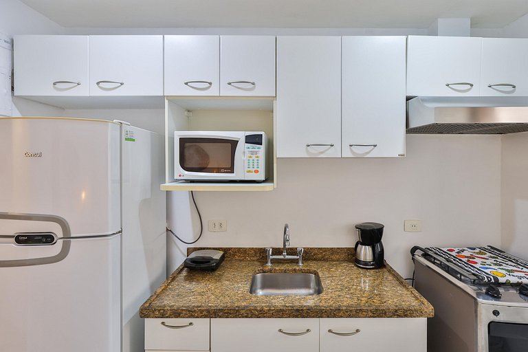 Aconchego Leblon: praia, piscina, garagem e metrô!