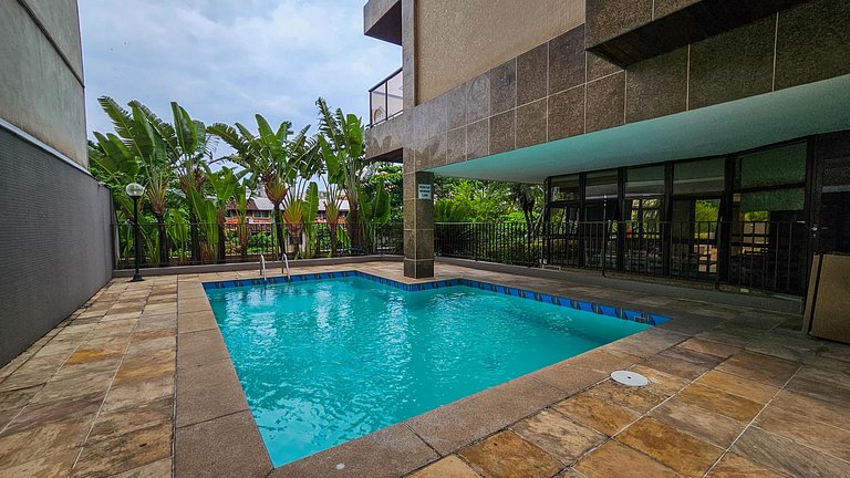 Aconchego Leblon: praia, piscina, garagem e metrô!