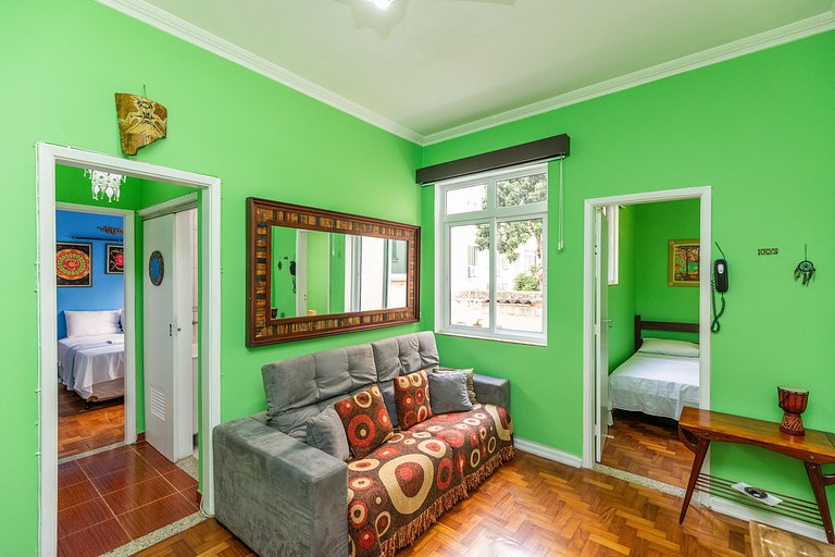 Copacabana Green: Superb Location High Speed WiFi