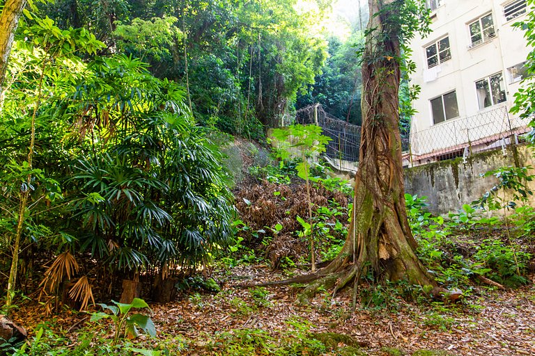 Copacabana Green: Superb Location High Speed WiFi