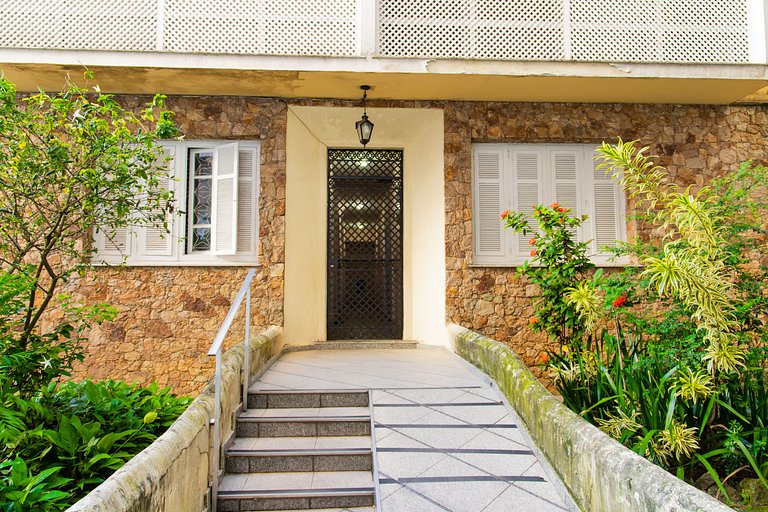 Copacabana Superb Location HighSpeedWiFi Apartment