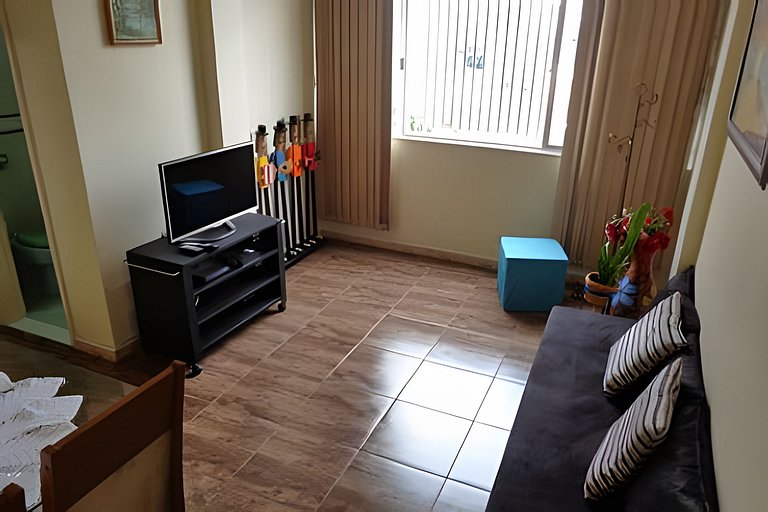 Hadock Vibes: Uma Quadra do Metrô Vaga na Garagem